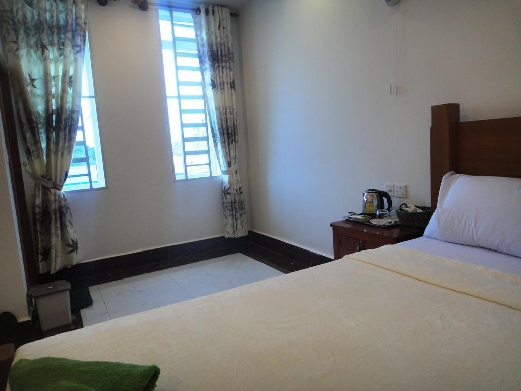 Marany Guesthouse Kampot Kültér fotó