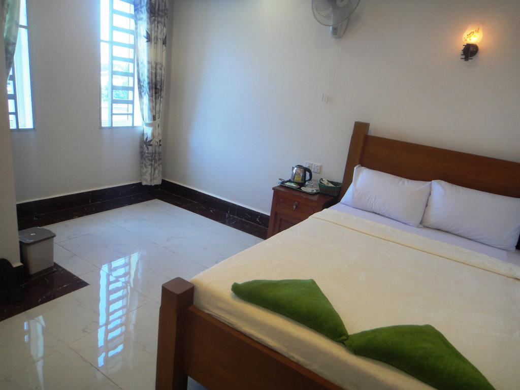 Marany Guesthouse Kampot Kültér fotó