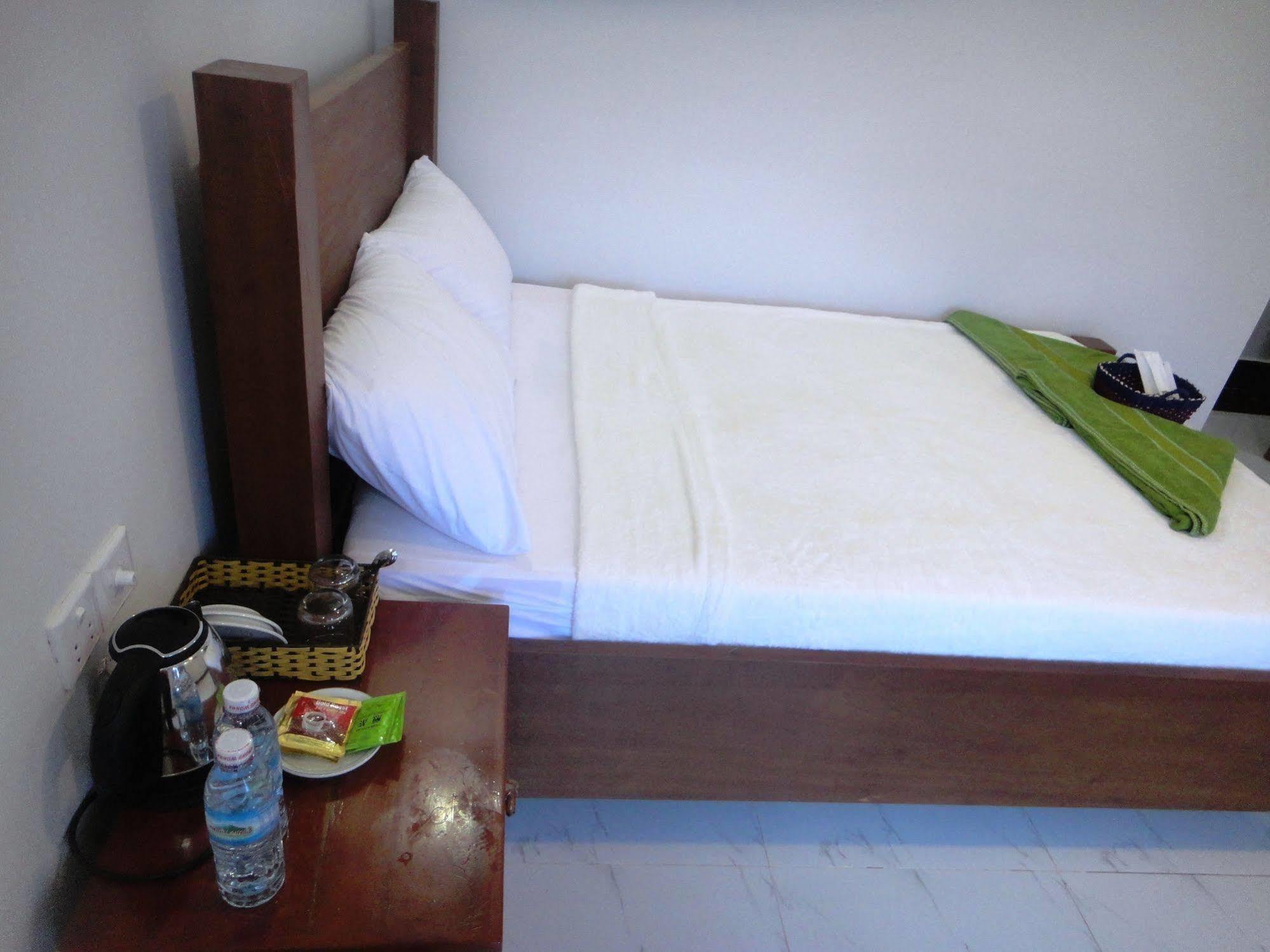 Marany Guesthouse Kampot Kültér fotó