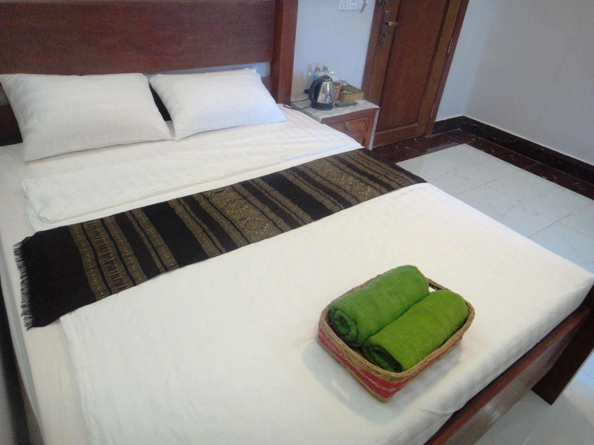 Marany Guesthouse Kampot Kültér fotó